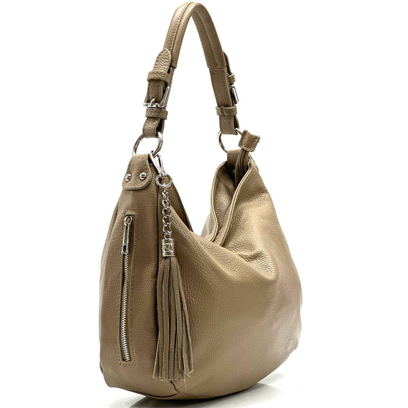 Victoire shoulder bag in calf-skin leather-14