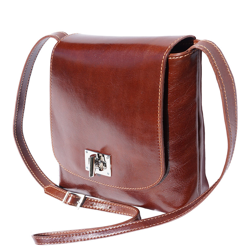 Medium flat shoulder bag in cow leather-10
