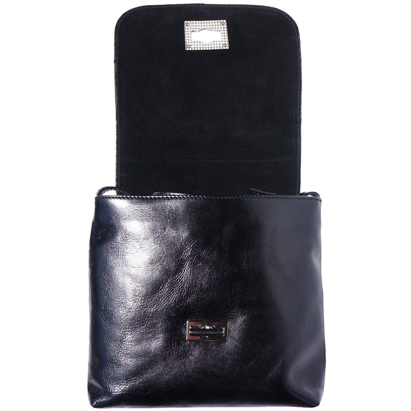 Medium flat shoulder bag in cow leather-5