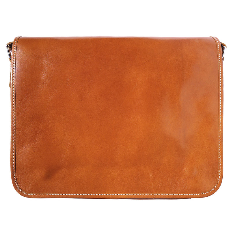 Christopher MM Messenger bag in cow leather-35