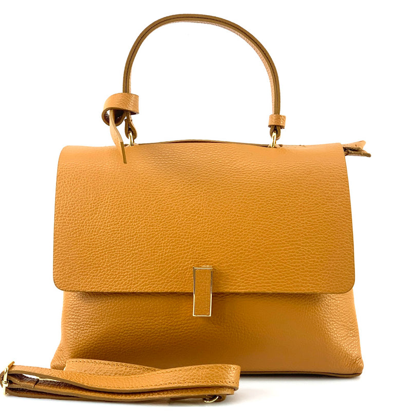 Clelia Leather Handbag-33