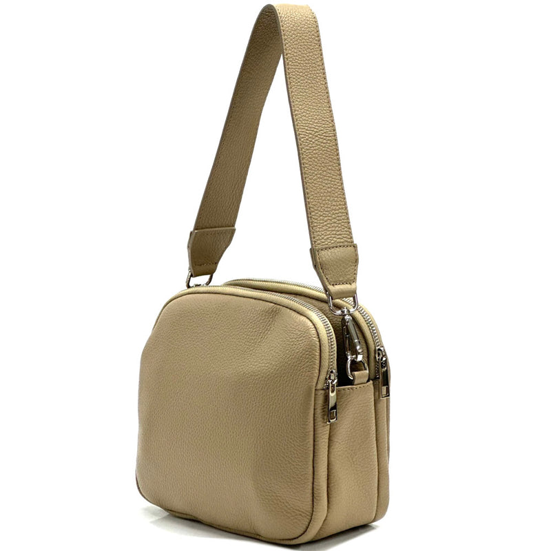Prisca leather Shoulder bag-17